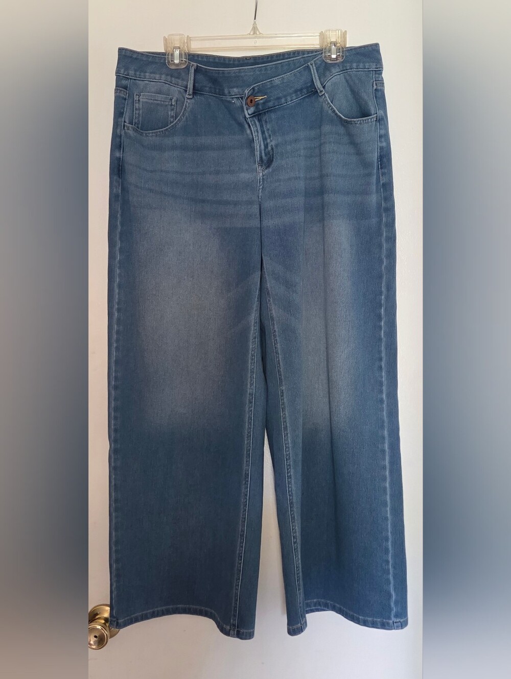 Halara Flex Denim, Wide-Leg, Low Rise Jeans in Blue Surf Color